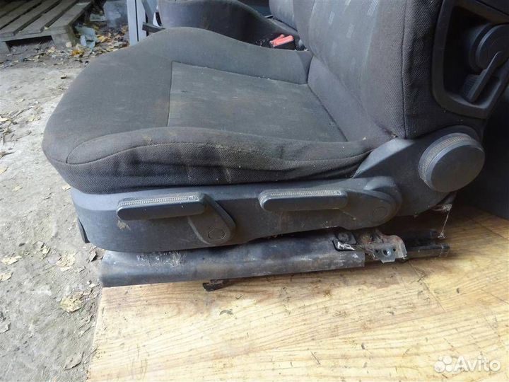 Сиденья комплект Opel Vectra C 2002-2008