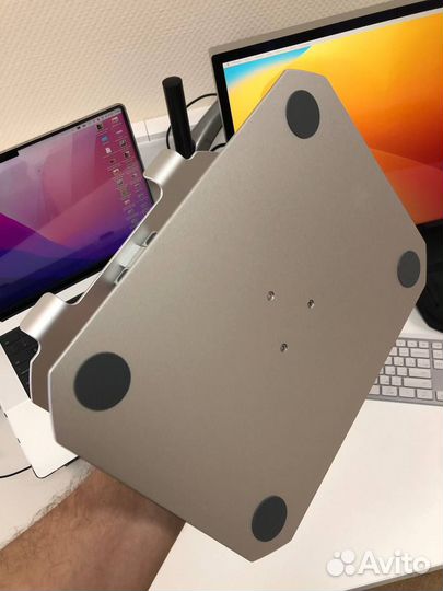 Вращающаяся алюминиевая подставка для ноутбука