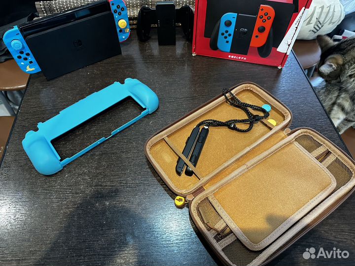 Nintendo Switch oled 64+256Гб