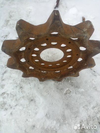 Ведущие колесо тт4