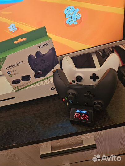 Зарядные станции, Аккумуляторы, Накладки на стики