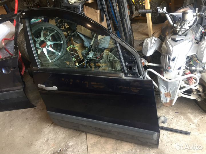 Дверь передняя правая Ford Fusion
