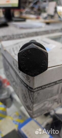 Оригинальный блот шкива коленвала VW/Audi 2.5 TDI