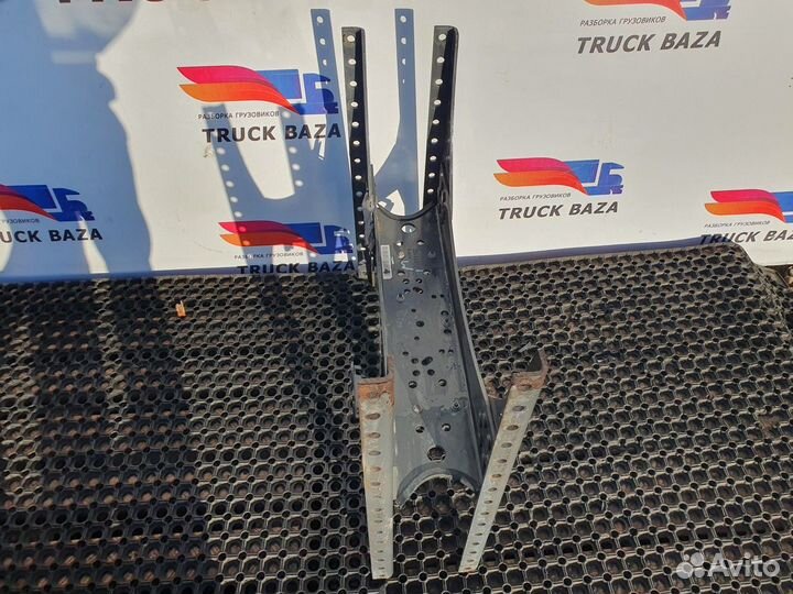 Траверса рамы поперечная