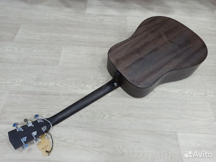 Акустическая гитара Cort