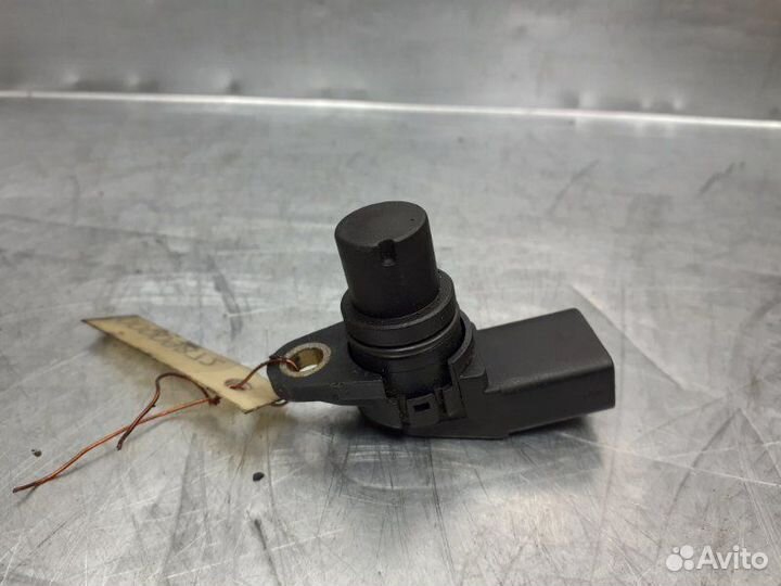 Датчик положения распредвала Volkswagen Golf