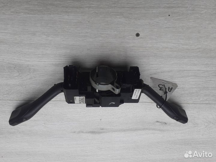 Переключатель подрулевой Audi A3