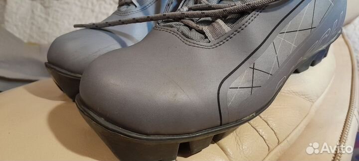 Лыжные ботинки 36 NNN