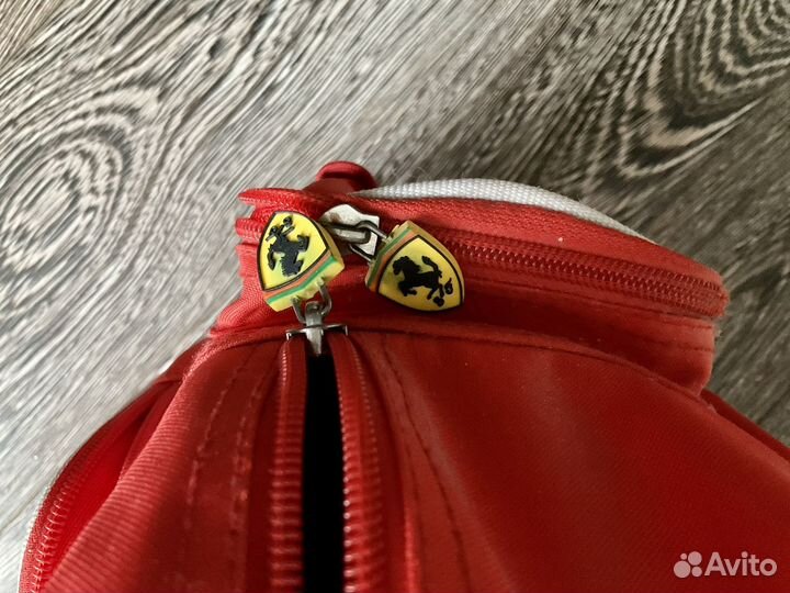 Чемодан Ferrari