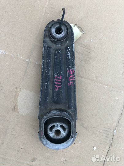 X-Trail T32 Qashqai J11 подушка двигателя задняя