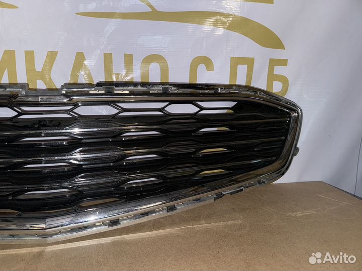 Решетка радиатора chevrolet malibu 9