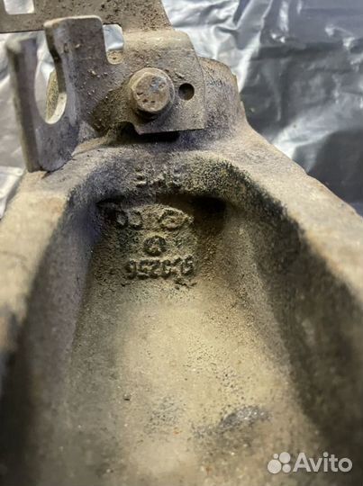 Кулак поворотный volkswagen jetta