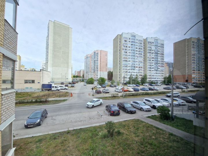 3-к. квартира, 80,9 м², 2/16 эт.