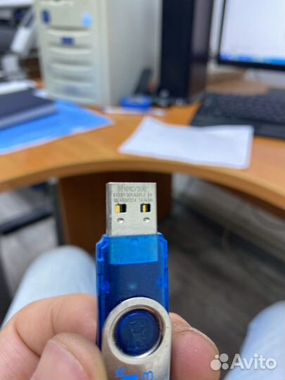 Usb флешка 2gb Kingston