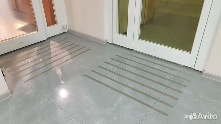 Противоскользящие ленты для ступеней