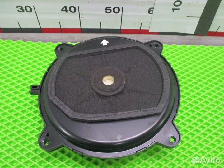 Сабвуфер Hyundai Genesis 2
