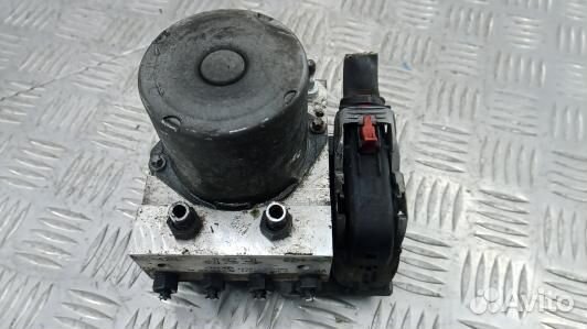 Блок ABS audi A4 B7 (1NK09KW01)