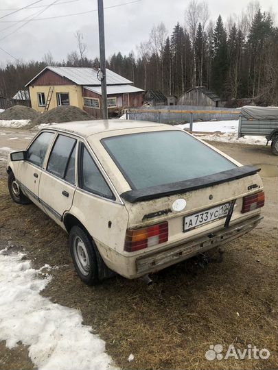 Opel Ascona C