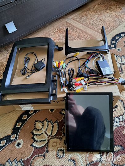 Магнитола каптива с100 в стиле тесла