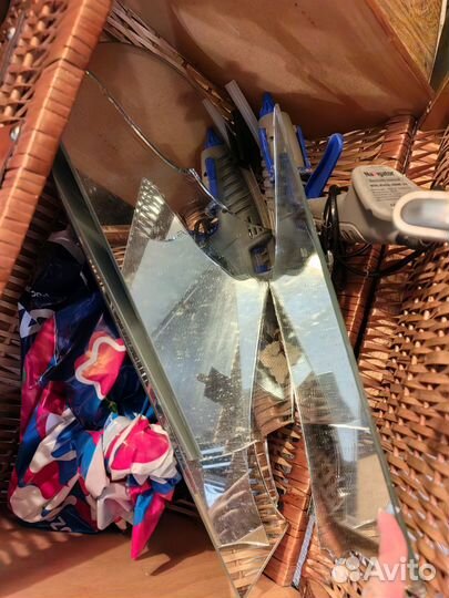 Битое зеркало