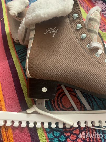 Коньки женские 41 размер