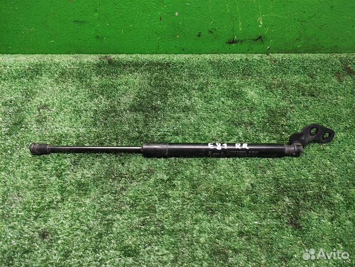 Амортизатор багажника правый Chevrolet Spark (M30