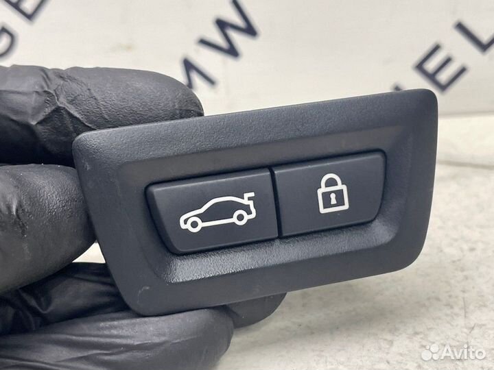 Кнопка закрытия багажника Bmw F01 F02 F10 G20 G30