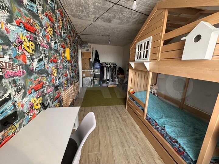 4-к. квартира, 82 м², 5/5 эт.