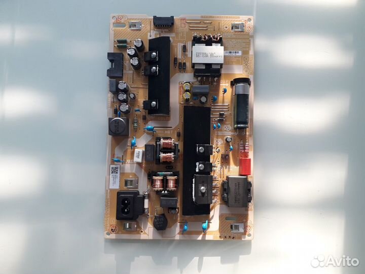 Разбор Samsung ue50tu7570