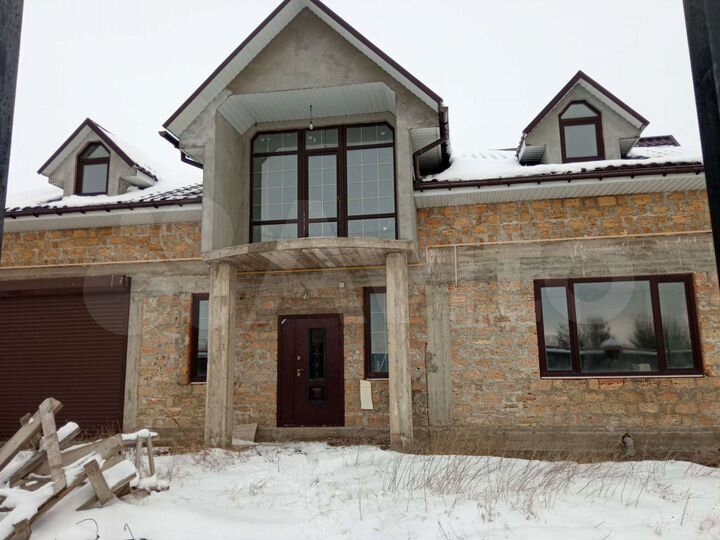 Дом 346 м² на участке 10 сот.