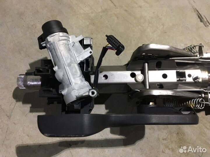 Колонка рулевая Skoda Yeti 1.2 CBZ 2010