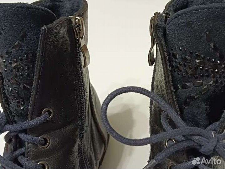 Ботинки для девочки 36