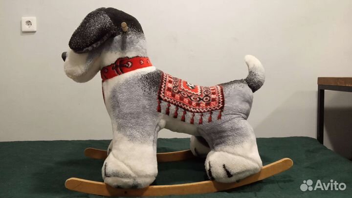 Собака, каталка, качалка