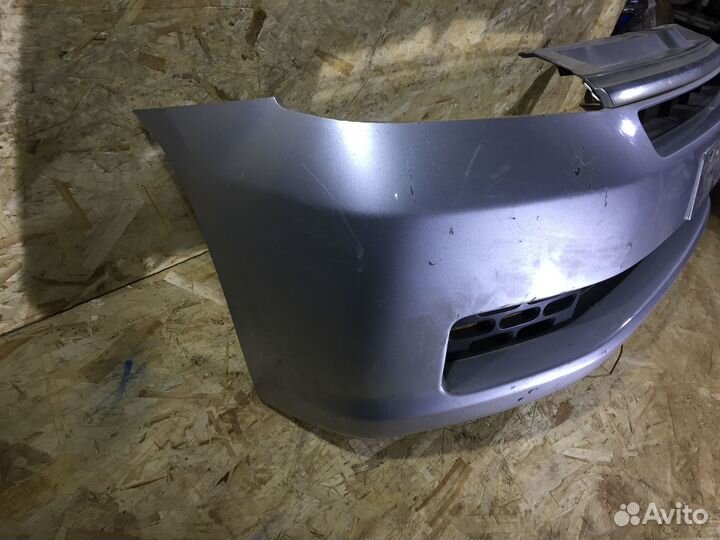 Бампер передний Honda Mobilio GB1GB2 Серыйцарапины