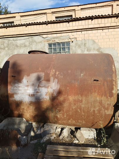 Продам емкости для цемента, воды