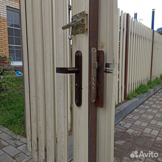 Вскрытие замков и Авто.Открыть дверь,Машину.Замена