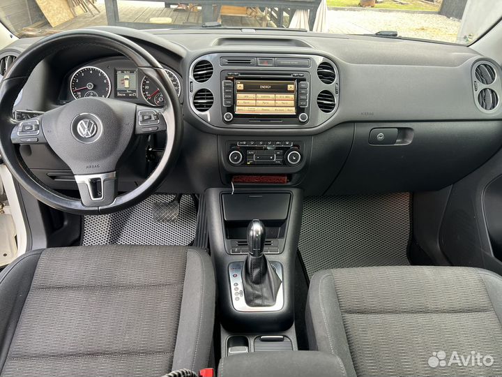 Volkswagen Tiguan 2.0 AT, 2012, 202 000 км