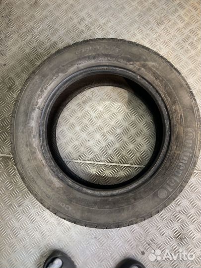 Continental ContiPremiumContact 2 215/60 R16