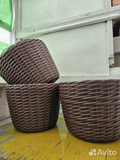 Кашпо из ротанга
