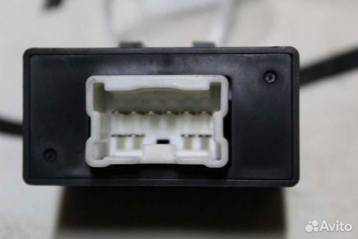 Блок электронный nissan serena PC24 PNC24 RC24 TC2