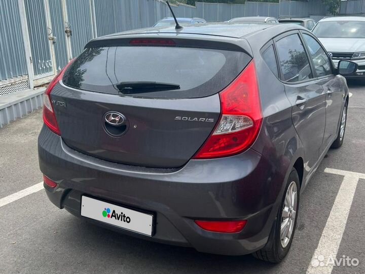 Hyundai Solaris 1.6 AT, 2012, 156 000 км