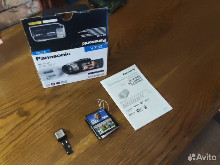 Видеокамера Panasonic HC-V710