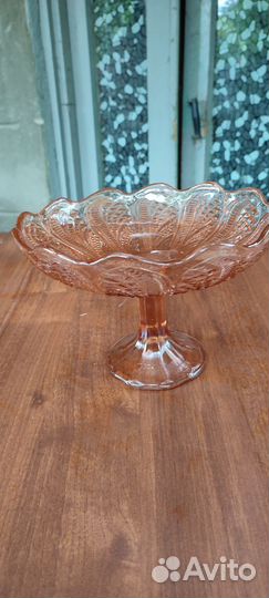 Ваза для фруктов на ножке цветное стекло СССР