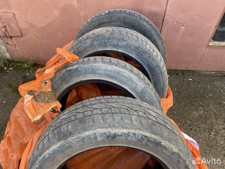 Continental CrossContact UHP E 225/55 R18