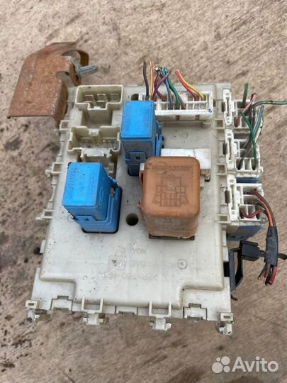 Ниссан альмера n16 блок предохранителей