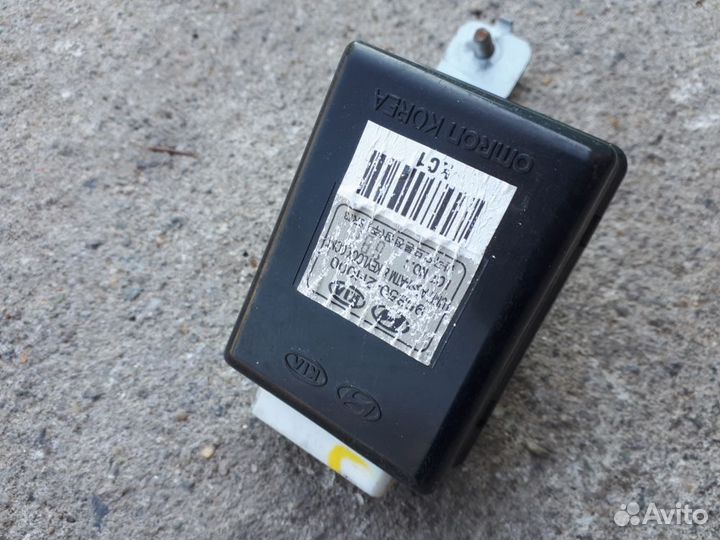 Блок управления дверями Hyundai i30 FD