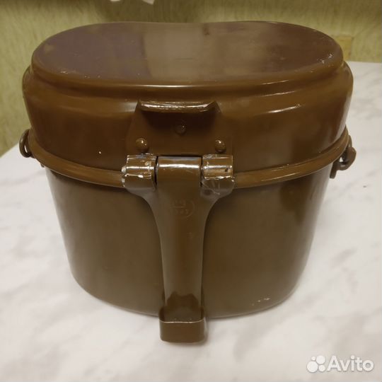 Котелок армейский и кружка