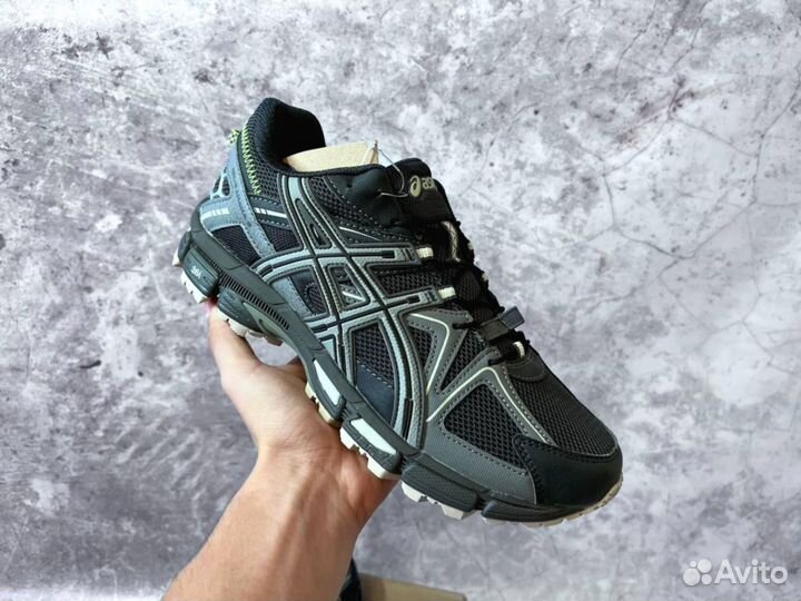 Кроссовки Asics стильные