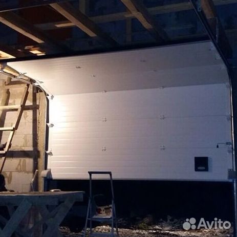 Промышленные секционные ворота DoorHan 3 х 4 м