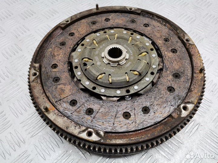 Маховик для Volkswagen Passat 6